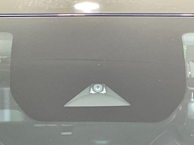 オーラ Ｇ　レザーエディション　禁煙車　純正９型ナビ　全周囲カメラ　ＢＯＳＥ　スマートルームミラー　ＢＳＭ　衝突軽減　プロパイロット　合皮レザー　ステアリングヒーター　クリアランスソナー　ＬＥＤヘッド　ＥＴＣ　純正１７インチアルミ（22枚目）