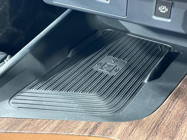 オーラ Ｇ　レザーエディション　禁煙車　純正９型ナビ　全周囲カメラ　ＢＯＳＥ　スマートルームミラー　ＢＳＭ　衝突軽減　プロパイロット　合皮レザー　ステアリングヒーター　クリアランスソナー　ＬＥＤヘッド　ＥＴＣ　純正１７インチアルミ（57枚目）