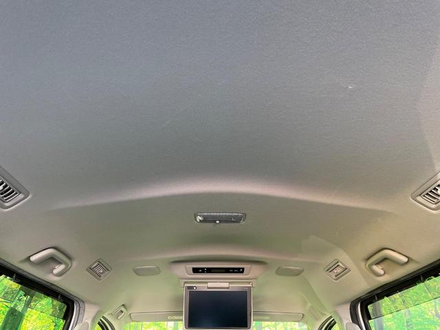 ヴォクシー ハイブリッドＺＳ　煌ＩＩ　禁煙車　純正１０型ナビ　フリップダウンモニター　セーフティセンス　両側電動ドア　ＬＥＤヘッド　バックカメラ　ＥＴＣ　純正１６インチアルミ　スマートキー　ワンオーナー（30枚目）