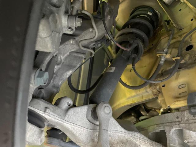 フェアレディＺ バージョンＴ　禁煙車　メーカーナビ　ＢＯＳＥ　オレンジ革シート　パワーシート　シートヒーター　クリアランスソナー　ＨＩＤヘッド　バックカメラ　ＥＴＣ　純正１８インチアルミ　スマートキー　オートエアコン　オートライト（18枚目）