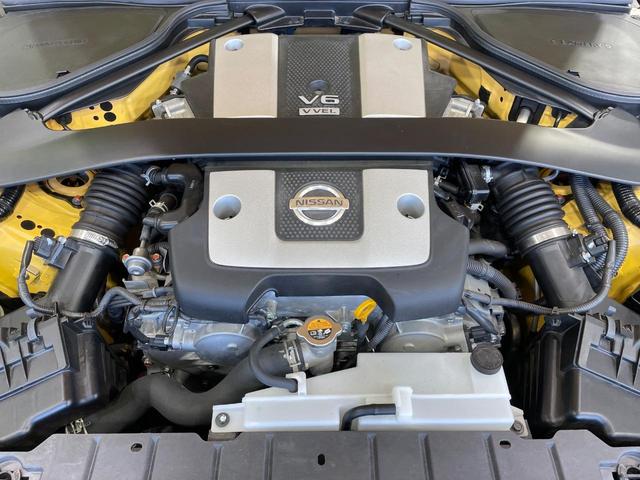 フェアレディＺ バージョンＴ　禁煙車　メーカーナビ　ＢＯＳＥ　オレンジ革シート　パワーシート　シートヒーター　クリアランスソナー　ＨＩＤヘッド　バックカメラ　ＥＴＣ　純正１８インチアルミ　スマートキー　オートエアコン　オートライト（19枚目）