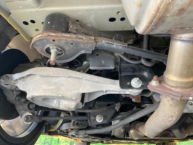 フェアレディＺ バージョンＴ　禁煙車　メーカーナビ　ＢＯＳＥ　オレンジ革シート　パワーシート　シートヒーター　クリアランスソナー　ＨＩＤヘッド　バックカメラ　ＥＴＣ　純正１８インチアルミ　スマートキー　オートエアコン　オートライト（32枚目）