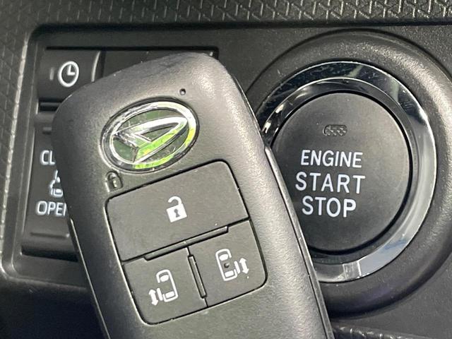 タント カスタムＲＳ　禁煙車　フローティング９型ディスプレイオーディオ　全周囲カメラ　スマートアシスト　両側電動ドア　ハーフレザー　シートヒーター　クリアランスソナー　ターボ　ＬＥＤヘッド　ＥＴＣ　純正１５インチアルミ（10枚目）