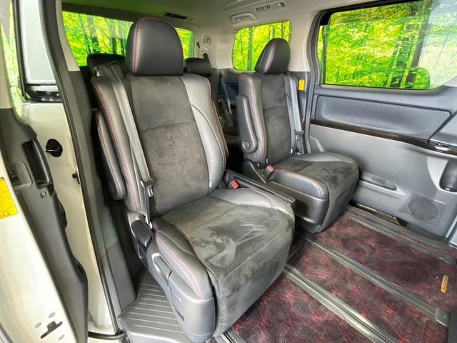 ヴェルファイア ２．４Ｚ　ゴールデンアイズ　禁煙車　純正８型ＨＤＤナビ　後席モニター　ＴＲＤエアロ　クルーズコントロール　両側電動ドア　ハーフレザー　電動リア　クリアランスソナー　ＨＩＤヘッド　バックカメラ　ＥＴＣ　純正１８インチアルミ（12枚目）