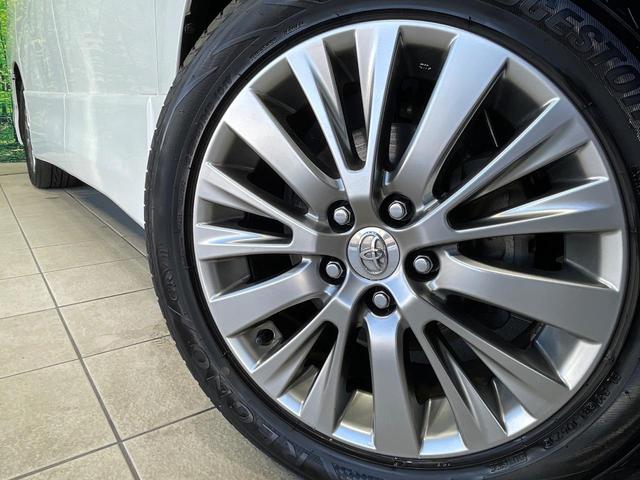 ヴェルファイア ２．４Ｚ　ゴールデンアイズ　禁煙車　純正８型ＨＤＤナビ　後席モニター　ＴＲＤエアロ　クルーズコントロール　両側電動ドア　ハーフレザー　電動リア　クリアランスソナー　ＨＩＤヘッド　バックカメラ　ＥＴＣ　純正１８インチアルミ（15枚目）