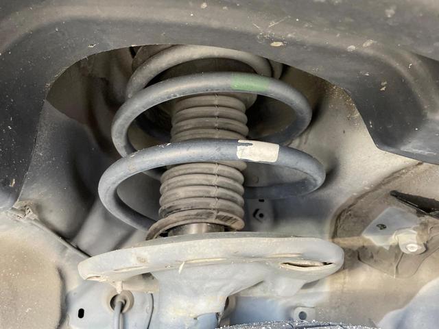 ヴェルファイア ２．４Ｚ　ゴールデンアイズ　禁煙車　純正８型ＨＤＤナビ　後席モニター　ＴＲＤエアロ　クルーズコントロール　両側電動ドア　ハーフレザー　電動リア　クリアランスソナー　ＨＩＤヘッド　バックカメラ　ＥＴＣ　純正１８インチアルミ（20枚目）