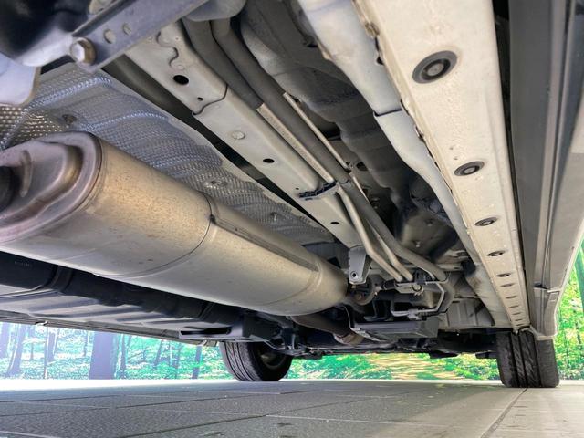 ヴェルファイア ２．４Ｚ　ゴールデンアイズ　禁煙車　純正８型ＨＤＤナビ　後席モニター　ＴＲＤエアロ　クルーズコントロール　両側電動ドア　ハーフレザー　電動リア　クリアランスソナー　ＨＩＤヘッド　バックカメラ　ＥＴＣ　純正１８インチアルミ（28枚目）