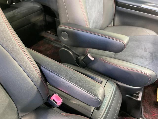 ヴェルファイア ２．４Ｚ　ゴールデンアイズ　禁煙車　純正８型ＨＤＤナビ　後席モニター　ＴＲＤエアロ　クルーズコントロール　両側電動ドア　ハーフレザー　電動リア　クリアランスソナー　ＨＩＤヘッド　バックカメラ　ＥＴＣ　純正１８インチアルミ（60枚目）