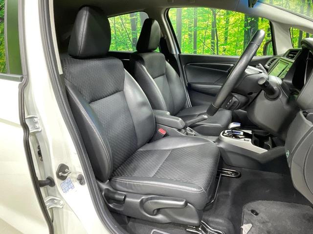 フィットハイブリッド Lパッケージ 禁煙車 純正SDナビ シティブレーキアクティブシステム クルーズコントロール ハーフレザー LEDヘッド バックカメラ ETC オートエアコン スマートキー オートライト(9枚目)