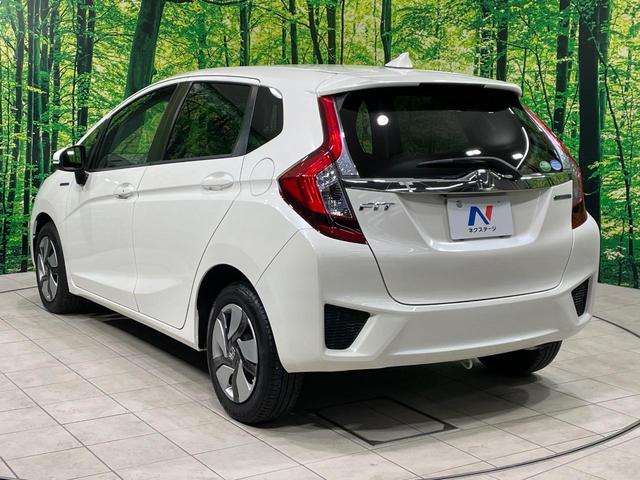 フィットハイブリッド Lパッケージ 禁煙車 純正SDナビ シティブレーキアクティブシステム クルーズコントロール ハーフレザー LEDヘッド バックカメラ ETC オートエアコン スマートキー オートライト(28枚目)