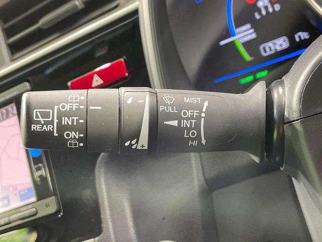 フィットハイブリッド Lパッケージ 禁煙車 純正SDナビ シティブレーキアクティブシステム クルーズコントロール ハーフレザー LEDヘッド バックカメラ ETC オートエアコン スマートキー オートライト(44枚目)