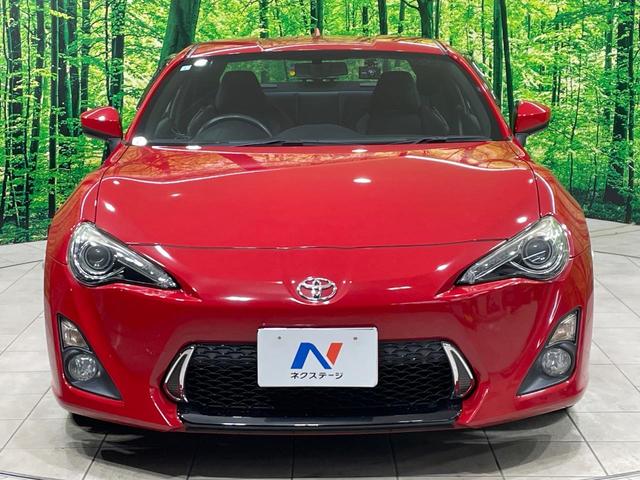 ８６ ＧＴリミテッド　禁煙車　ＳＤナビ　６速マニュアル車　クルーズコントロール　ハーフレザー　シートヒーター　ＨＩＤヘッド　バックカメラ　ＥＴＣ　純正１７インチアルミ　スマートキー　オートエアコン（16枚目）