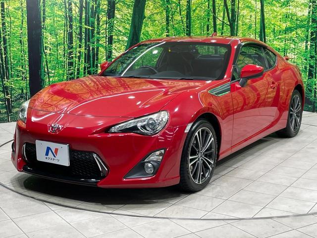 ８６ ＧＴリミテッド　禁煙車　ＳＤナビ　６速マニュアル車　クルーズコントロール　ハーフレザー　シートヒーター　ＨＩＤヘッド　バックカメラ　ＥＴＣ　純正１７インチアルミ　スマートキー　オートエアコン（21枚目）