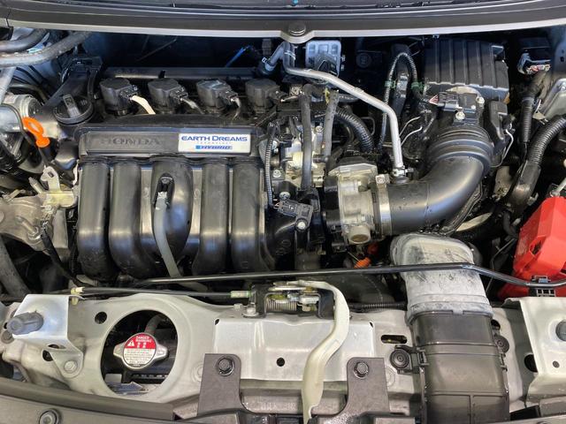 フリードハイブリッド ハイブリッド・Gホンダセンシング 禁煙車 両側電動ドア 純正9インチSDナビ バックカメラ 衝突被害軽減システム ハーフレザーシート 前席シートエアコン ドラレコ スマートキー LEDヘッド ETC クルコン 純正15インチアルミ(18枚目)