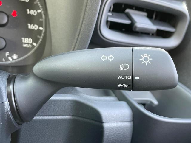 シエンタ ハイブリッドX 登録済み未使用車 電動スライドドア トヨタセーフティセンス レーダークルーズ コーナーセンサー LEDヘッド オートマチックハイビーム 車線逸脱警報 オートエアコン スマートキー(50枚目)