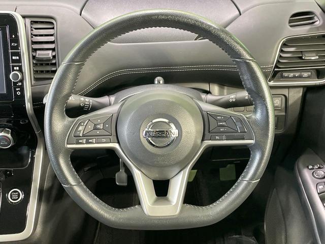 セレナ ハイウェイスター 両側電動ドア 純正SDナビ 後席モニター バックカメラ 禁煙車 スマートキー ビルトインETC 純正16インチアルミ オートハイビーム オートライト オートエアコン リアエアコン Bluetooth(11枚目)