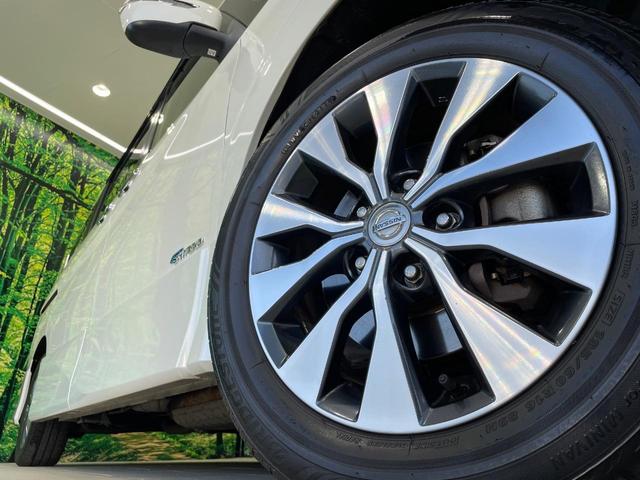 セレナ ハイウェイスター 両側電動ドア 純正SDナビ 後席モニター バックカメラ 禁煙車 スマートキー ビルトインETC 純正16インチアルミ オートハイビーム オートライト オートエアコン リアエアコン Bluetooth(13枚目)