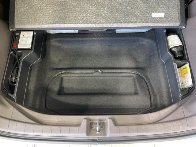 Ｎ－ＯＮＥ セレクト　禁煙車　純正ＳＤナビ　バックカメラ　衝突軽減　ハーフレザーシート　スマートキー　ＬＥＤヘッド　ビルトインＥＴＣ　オートライト　オートエアコン　Ｂｌｕｅｔｏｏｔｈ　ＣＤ　ＤＶＤ再生　フルセグ（32枚目）