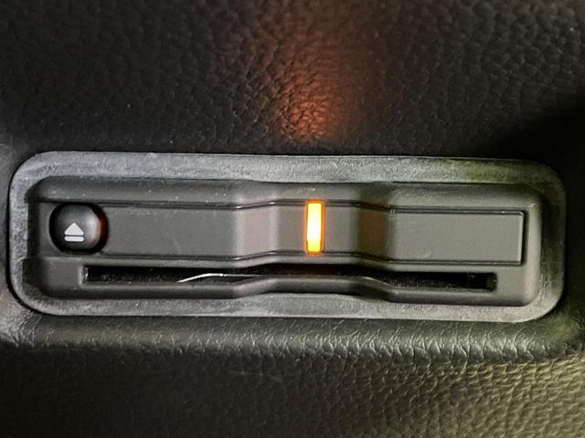 フィット ｅ：ＨＥＶ　ＲＳ　純正ＳＤナビ　バックカメラ　衝突被害軽減システム　禁煙車　ハーフレザーシート　ドラレコ　コーナーセンサー　スマートキー　ＬＥＤヘッド　ビルトインＥＴＣ　純正１６インチアルミ　オートハイビーム（49枚目）