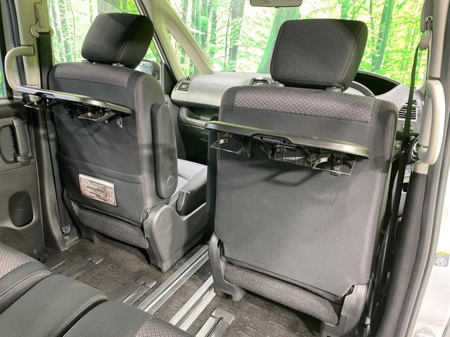 セレナ ハイウェイスター　Ｓ－ハイブリッド　Ｖセレクション　禁煙車　両側電動ドア　アルパイン８型ナビ　後席モニター　バックカメラ　スマートキー　ＨＩＤヘッド　ビルトインＥＴＣ　クルコン　純正１６インチアルミ　オートエアコン　Ｂｌｕｅｔｏｏｔｈ　ＣＤ　ＤＶＤ再生（33枚目）