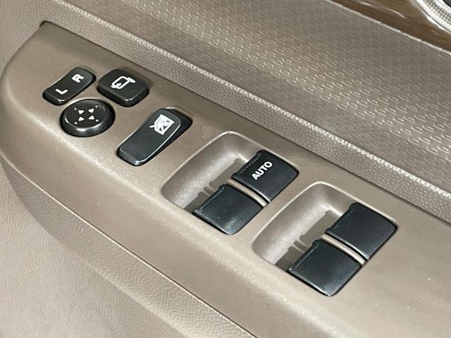 アルトラパンショコラ Ｇ　ＳＤナビ　禁煙車　合皮レザーシート　スマートキー　ＨＩＤヘッド　ＣＤ再生　地デジＴＶ　アイドリングストップ　オートライト（32枚目）