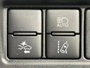 ヴォクシー ＺＳ　煌　禁煙車　純正９型ナビ　セーフティセンス　クルコン　両側電動ドア　ＬＥＤヘッド　バックカメラ　ＥＴＣ　純正１６インチアルミ　アイドリングストップ　スマートキー（6枚目）