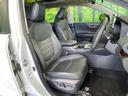 ＲＡＶ４ ハイブリッドＧ　４ＷＤ　禁煙車　サンルーフ　ルーフレール　ディスプレイオーディオ　全周囲カメラ　ＢＳＭ　衝突軽減　レーダークルーズ　合皮レザー　パワーシート　シートメモリー　シートヒーター　ステアリングヒーター（8枚目）