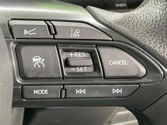 �ڥ졼�������롼������ȥ�����۹�®ƻϩ�Ǥ�Ĺ��Υ���Ԥ��ڤˡ�����ư��®�٤��ݤĥ��롼������ȥ����뤬�����ͷڸ������ƥ��Ϣ�Ȥ��������μ�ξ���Τ��Ƽִ֤��ݤĤ褦��®��Ĵ�ᤷ�Ƥ���ޤ����� 5