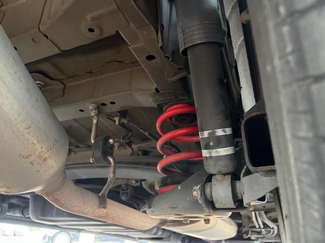 ヴェルファイア ２．４Ｚ　プラチナムセレクション　両側電動ドア　後席モニター　バックカメラ　禁煙車　ドラレコ　スマートキー　ＬＥＤヘッド　ビルトインＥＴＣ　クルコン　オートライト　オートエアコン　純正１８インチアルミ　ＣＤ　ＤＶＤ再生　フルセグ（20枚目）