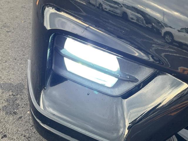 ヴェルファイア ２．４Ｚ　プラチナムセレクション　両側電動ドア　後席モニター　バックカメラ　禁煙車　ドラレコ　スマートキー　ＬＥＤヘッド　ビルトインＥＴＣ　クルコン　オートライト　オートエアコン　純正１８インチアルミ　ＣＤ　ＤＶＤ再生　フルセグ（41枚目）