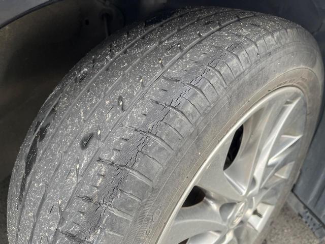 ヴェルファイア ２．４Ｚ　プラチナムセレクション　両側電動ドア　後席モニター　バックカメラ　禁煙車　ドラレコ　スマートキー　ＬＥＤヘッド　ビルトインＥＴＣ　クルコン　オートライト　オートエアコン　純正１８インチアルミ　ＣＤ　ＤＶＤ再生　フルセグ（50枚目）