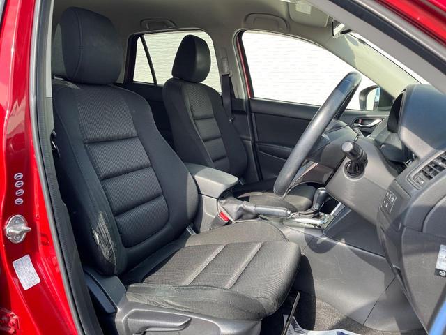 ＣＸ－５ ＸＤ　ＳＤナビ　バックカメラ　禁煙車　ＨＩＤヘッド　ビルトインＥＴＣ　クルコン　オートライト　デュアルエアコン　純正１７インチアルミ　Ｂｌｕｅｔｏｏｔｈ　ＣＤ　ＤＶＤ再生　地デジ（8枚目）