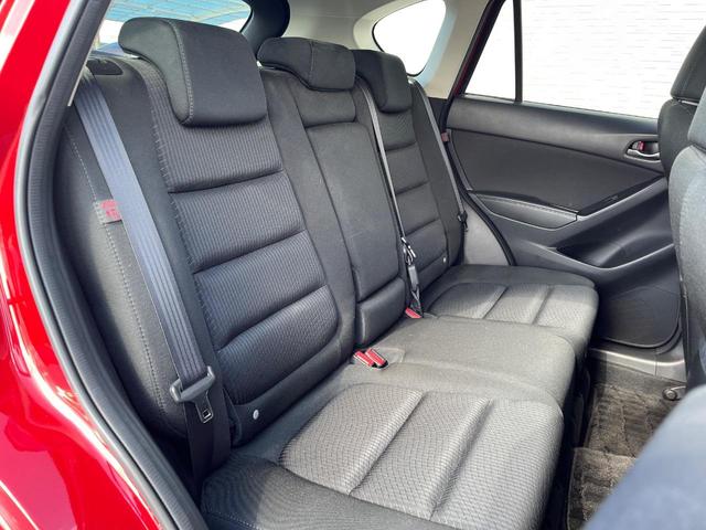 ＣＸ－５ ＸＤ　ＳＤナビ　バックカメラ　禁煙車　ＨＩＤヘッド　ビルトインＥＴＣ　クルコン　オートライト　デュアルエアコン　純正１７インチアルミ　Ｂｌｕｅｔｏｏｔｈ　ＣＤ　ＤＶＤ再生　地デジ（9枚目）