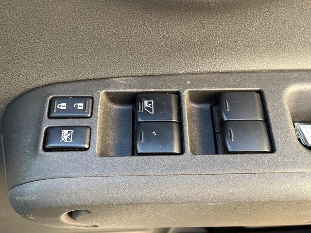 キューブ 15X 禁煙車 ETC CD DVD再生 フルセグ(24枚目)