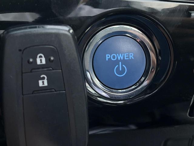 プリウス Aプレミアム ツーリングセレクション 純正ナビ バックカメラ 衝突被害軽減システム 100V電源 レーダークルーズ 禁煙車 レザーシート パワーシート コーナーセンサー スマートキー LEDヘッド ビルトインETC オートハイビーム(6枚目)