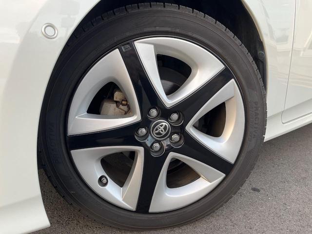 プリウス Aプレミアム ツーリングセレクション 純正ナビ バックカメラ 衝突被害軽減システム 100V電源 レーダークルーズ 禁煙車 レザーシート パワーシート コーナーセンサー スマートキー LEDヘッド ビルトインETC オートハイビーム(12枚目)