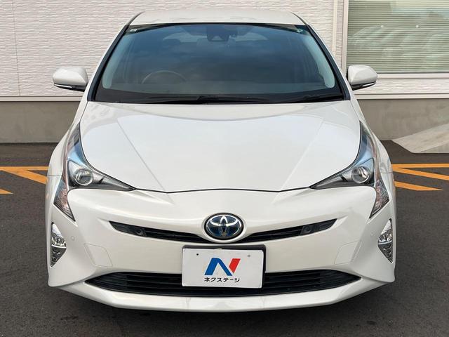 プリウス Aプレミアム ツーリングセレクション 純正ナビ バックカメラ 衝突被害軽減システム 100V電源 レーダークルーズ 禁煙車 レザーシート パワーシート コーナーセンサー スマートキー LEDヘッド ビルトインETC オートハイビーム(14枚目)