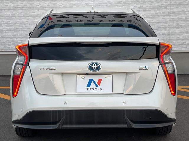 プリウス Aプレミアム ツーリングセレクション 純正ナビ バックカメラ 衝突被害軽減システム 100V電源 レーダークルーズ 禁煙車 レザーシート パワーシート コーナーセンサー スマートキー LEDヘッド ビルトインETC オートハイビーム(15枚目)