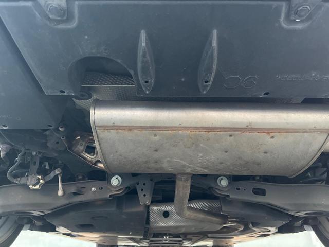 プリウス Aプレミアム ツーリングセレクション 純正ナビ バックカメラ 衝突被害軽減システム 100V電源 レーダークルーズ 禁煙車 レザーシート パワーシート コーナーセンサー スマートキー LEDヘッド ビルトインETC オートハイビーム(19枚目)