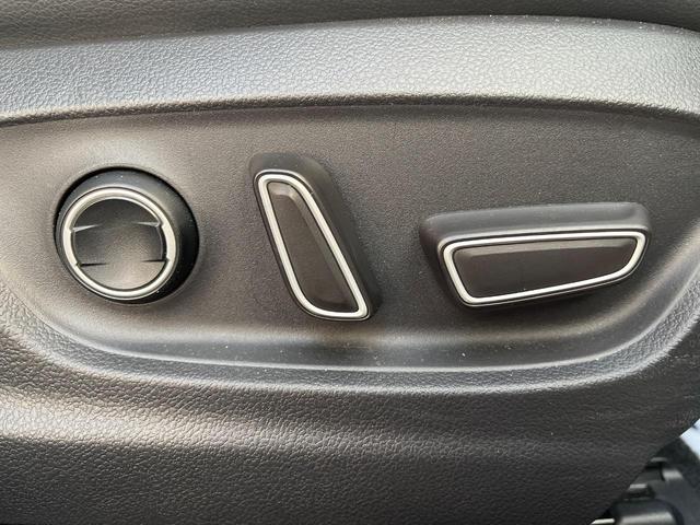 プリウス Aプレミアム ツーリングセレクション 純正ナビ バックカメラ 衝突被害軽減システム 100V電源 レーダークルーズ 禁煙車 レザーシート パワーシート コーナーセンサー スマートキー LEDヘッド ビルトインETC オートハイビーム(27枚目)