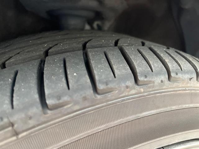 プリウス Aプレミアム ツーリングセレクション 純正ナビ バックカメラ 衝突被害軽減システム 100V電源 レーダークルーズ 禁煙車 レザーシート パワーシート コーナーセンサー スマートキー LEDヘッド ビルトインETC オートハイビーム(47枚目)