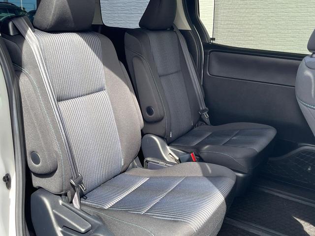 ヴォクシー ZS 煌 純正SDナビ 両側電動ドア バックカメラ 禁煙車 ドラレコ LEDヘッド ビルトインETC オートライト デュアルエアコン 純正16インチアルミ Bluetooth CD DVD再生(10枚目)