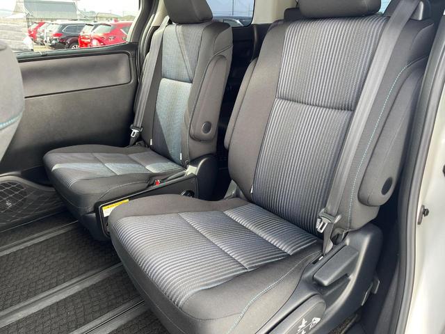 ヴォクシー ZS 煌 純正SDナビ 両側電動ドア バックカメラ 禁煙車 ドラレコ LEDヘッド ビルトインETC オートライト デュアルエアコン 純正16インチアルミ Bluetooth CD DVD再生(37枚目)