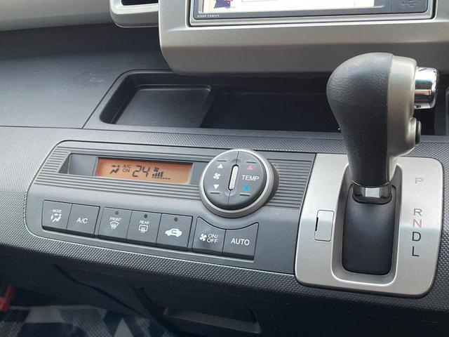 フリード GH メモリーナビ 電動スライドドア バックカメラ 禁煙車 HIDヘッド ETC オートライト オートエアコン 純正15インチアルミ CD DVD再生 地デジ(24枚目)