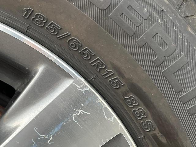 フリード GH メモリーナビ 電動スライドドア バックカメラ 禁煙車 HIDヘッド ETC オートライト オートエアコン 純正15インチアルミ CD DVD再生 地デジ(45枚目)