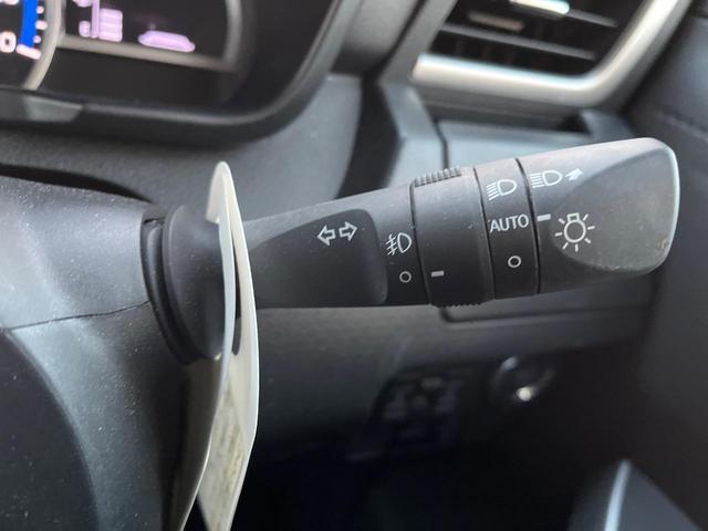 ルーミー カスタムＧ　純正ディスプレイオーディオ　両側電動ドア　全周囲カメラ　衝突被害軽減システム　レーダークルーズ　コーナーセンサー　スマートキー　ＬＥＤヘッド　ビルトインＥＴＣ　純正１４インチアルミ　オートハイビーム（31枚目）