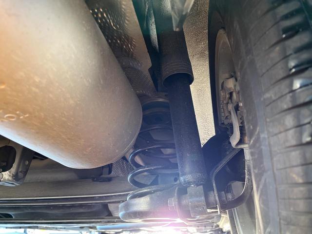 プリウス Ｓ　純正ナビ　バックカメラ　ドラレコ　スマートキー　ビルトインＥＴＣ　純正１５インチアルミ　オートライト　オートエアコン　ＣＤ　地デジ（39枚目）