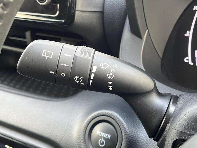 ヤリス ハイブリッドＺ　純正ディスプレイオーディオ　バックカメラ　レーダークルーズ　禁煙車　ハーフレザーシート　ドラレコ　コーナーセンサー　ＬＥＤヘッド　ビルトインＥＴＣ　オートライト　オートエアコン　Ｂｌｕｅｔｏｏｔｈ（32枚目）