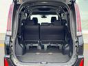 普段のお買い物や通勤、送迎等に十分な荷室スペースを確保しております。