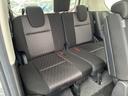 ３列目シートはもちろん状態良好☆大人でもゆったりと座って頂けますので、大人数でのお出かけもラクラクです♪ご家族で、気の知れた仲間で、ドライブに行くのが楽しみですね♪